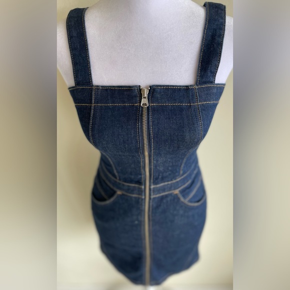 LEVI STRETCH FABRIC ZIP FRONT BODY CON - Picture 3 of 11